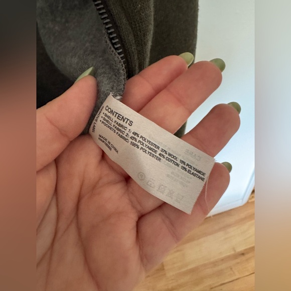 Greyson Sequoia Luxe Vest Mens Wool Blend Green Gray Medium Golf EUC - Picture 6 of 7